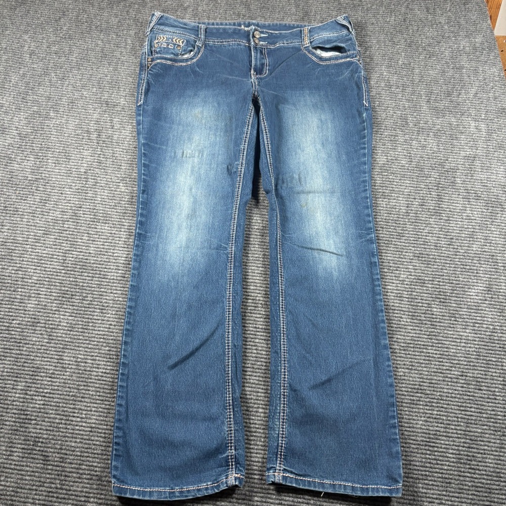 Amethyst Jeans Womens 16 Medium Wash Bootcut Embroidered Pockets Blue Denim